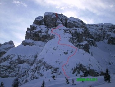 Versante Nord Creton Dell'Arco dal Col De Mughi in invernale