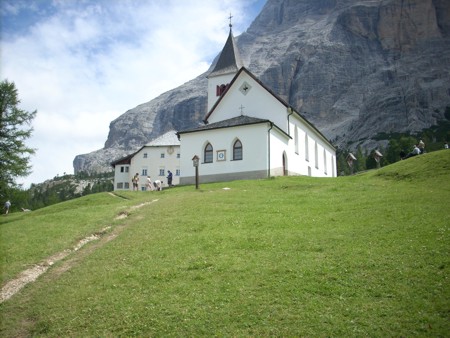 Santuario di Santa Croce in Val Badia